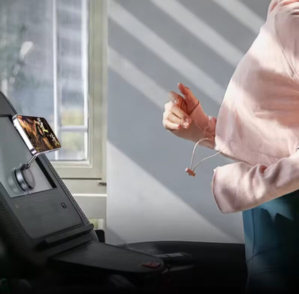 📱 الحامل المغناطيسي متعدد الاستخدامات  ثبّت هاتفك بأمان… في أي مكان!